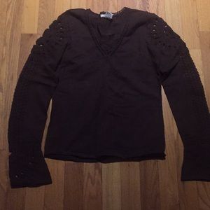 Lace crochet sleeves and embellished v-neck